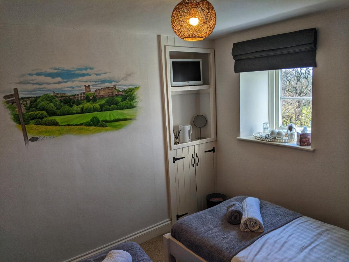 Ingleby Arncliffe Park House Bed & Breakfast エクステリア 写真